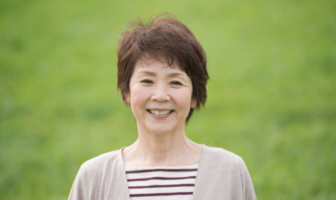 60代女性　笑顔